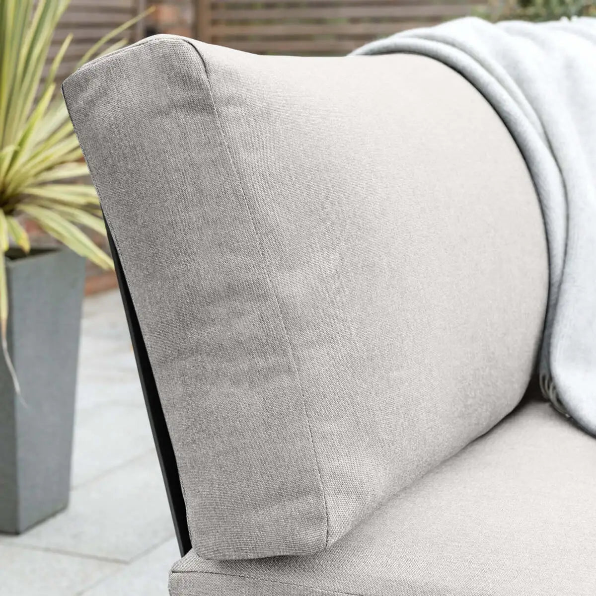 Elba Aluminum 4-Piece Corner Set With Teak Accents