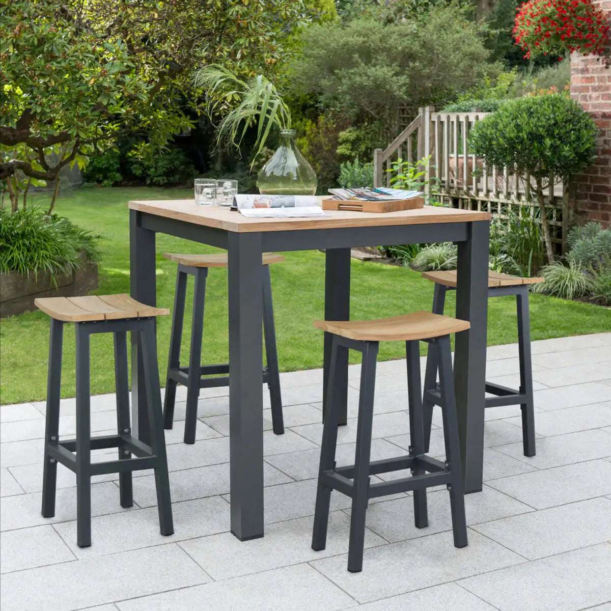 Elba Aluminum Bar Stool With Teak Accents