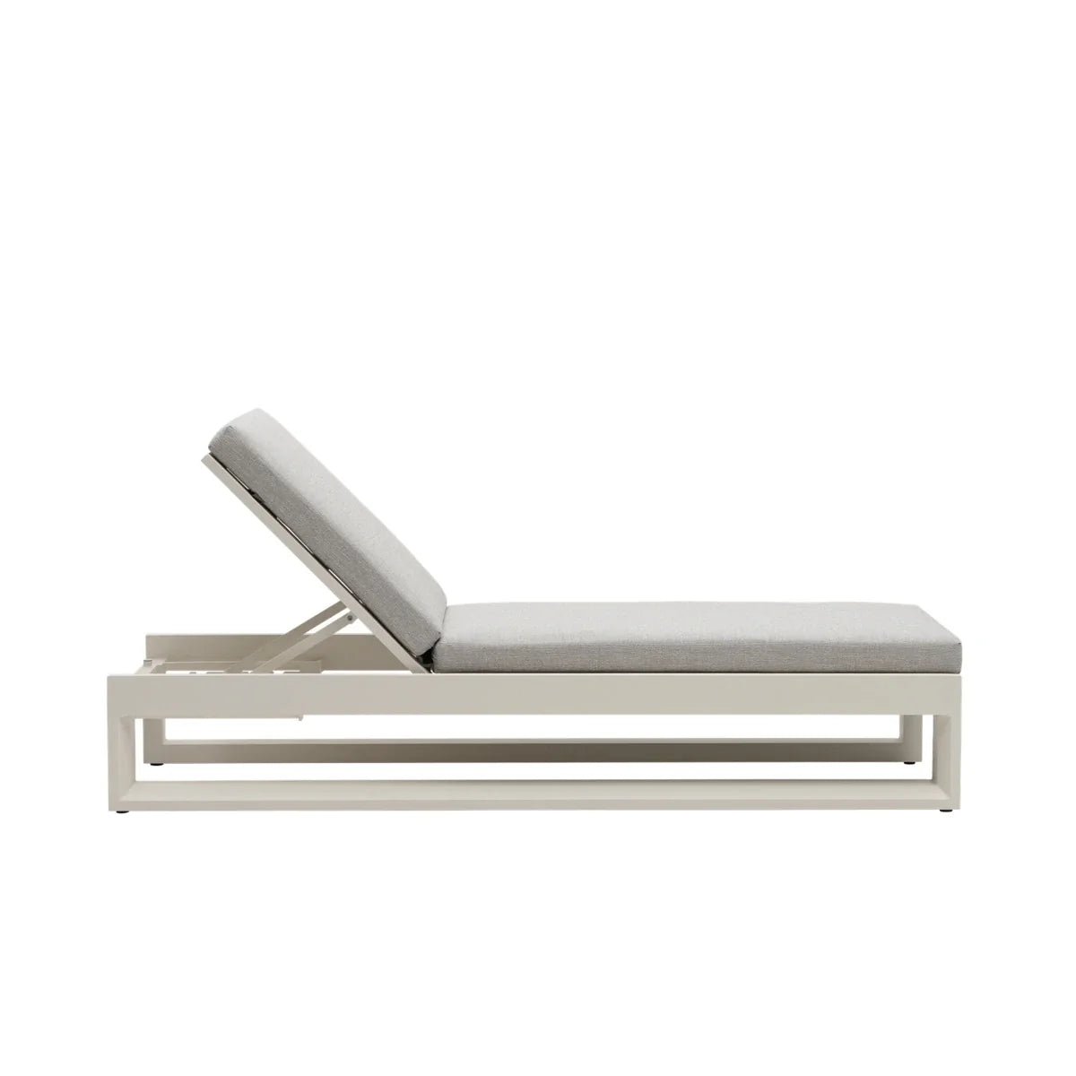 Element 5.0 Adjustable Lounger