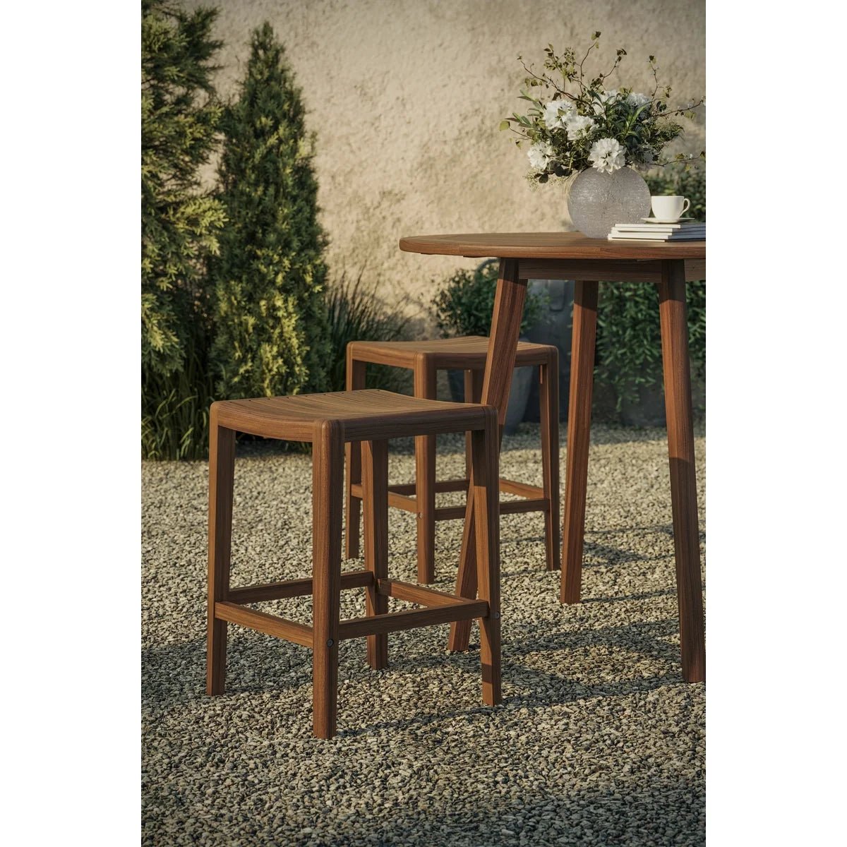Foundations 41" Round Counter Table
