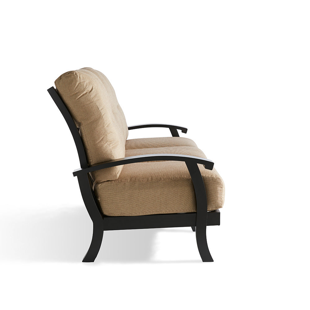 Mallin Casual Georgetown Cushion Sofa