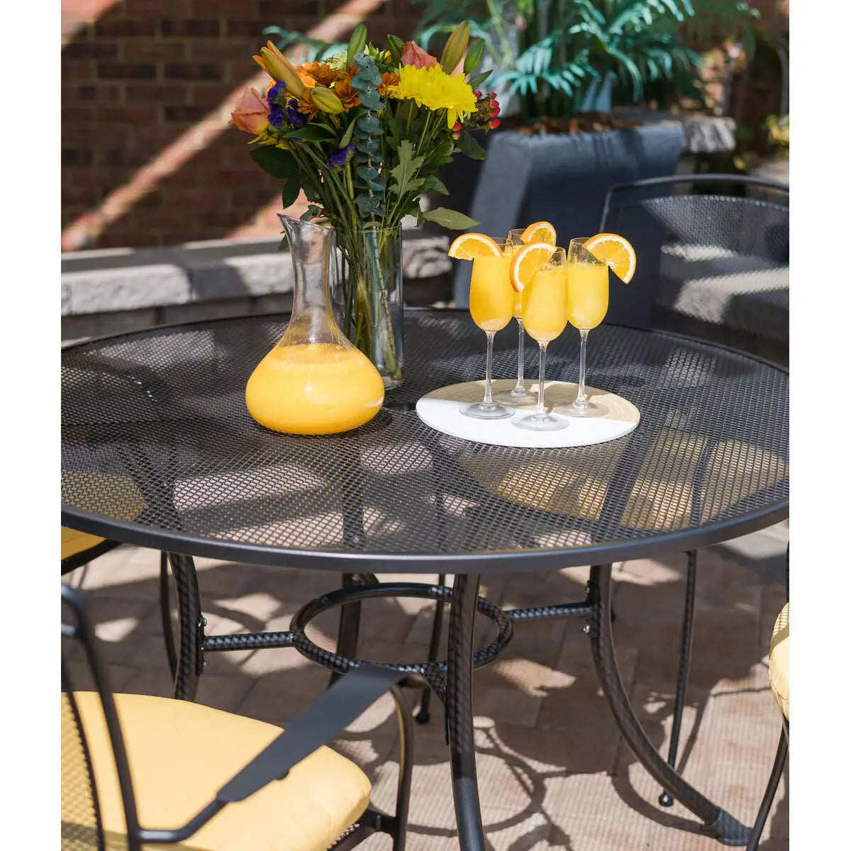 Henley 5-Piece Wrought Iron Mesh Dining Set (48-inch Table)
