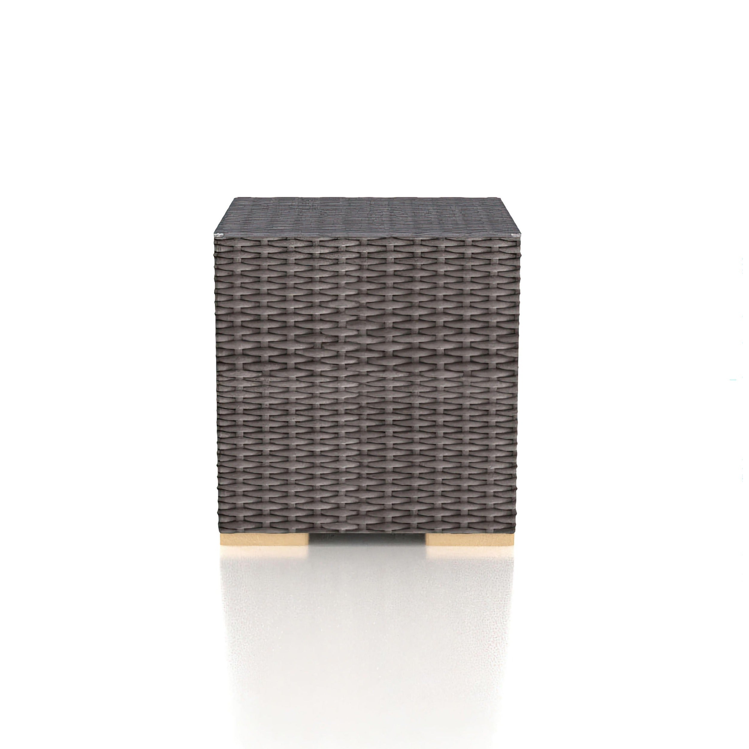 Viento Square End Table detail