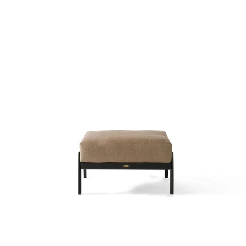 Mallin Casual Dakoda Cushion Club Ottoman