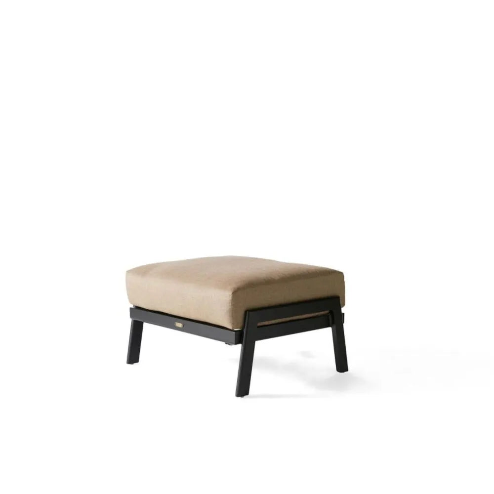 Mallin Casual Dakoda Cushion Club Ottoman