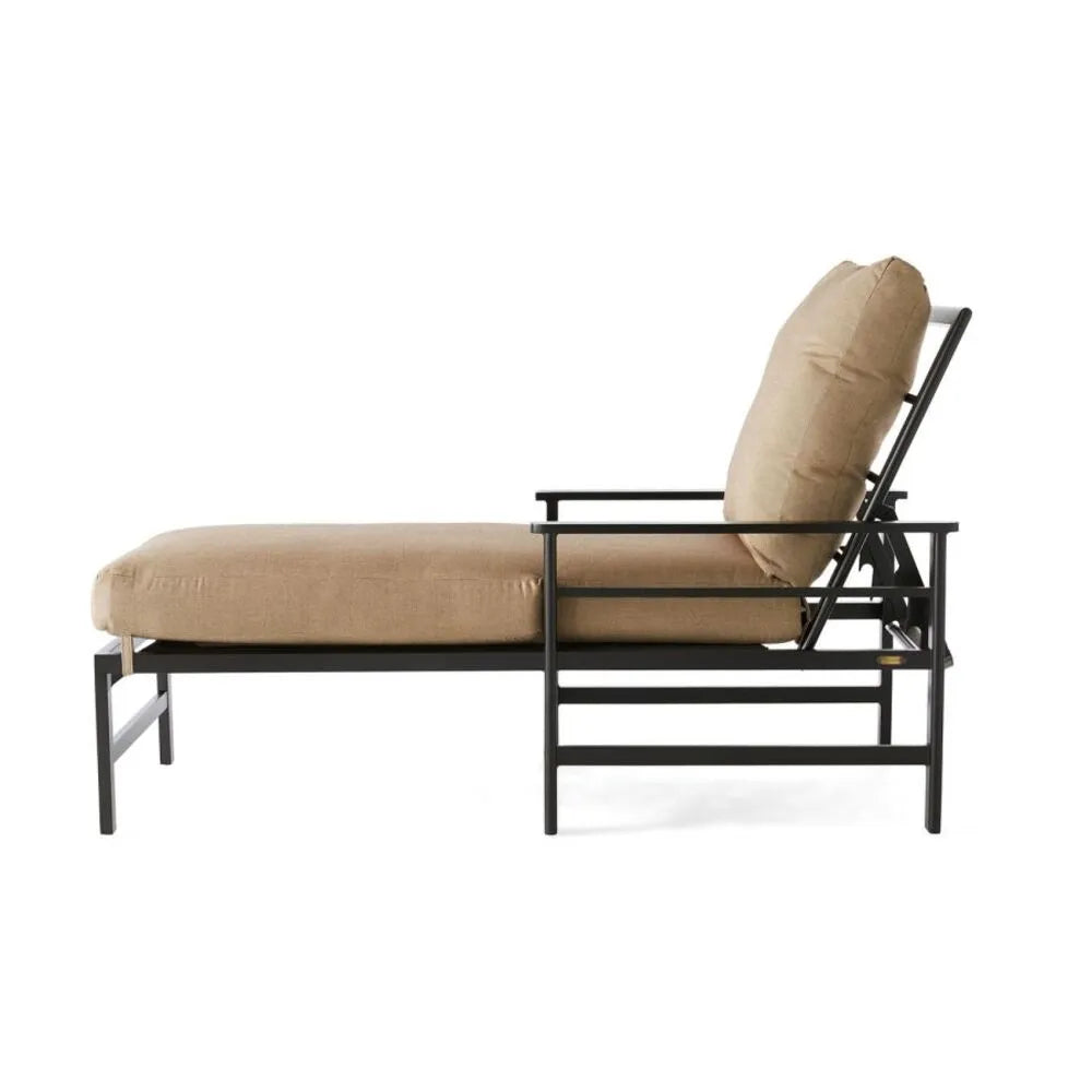 Mallin Casual Sarasota Cushion Chaise Lounge