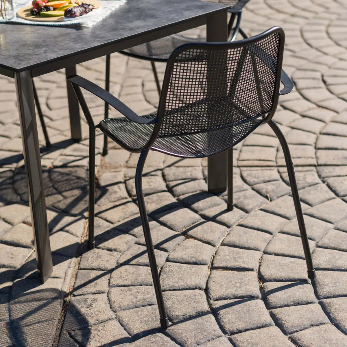 Metro Stacking Arm Chair - Set of 4