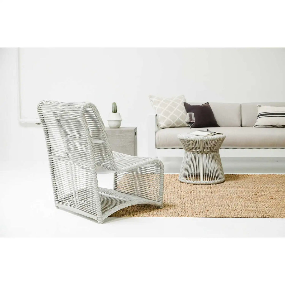 Miami 20" Round Rope End Table SW4401-ET by Sunset West 2