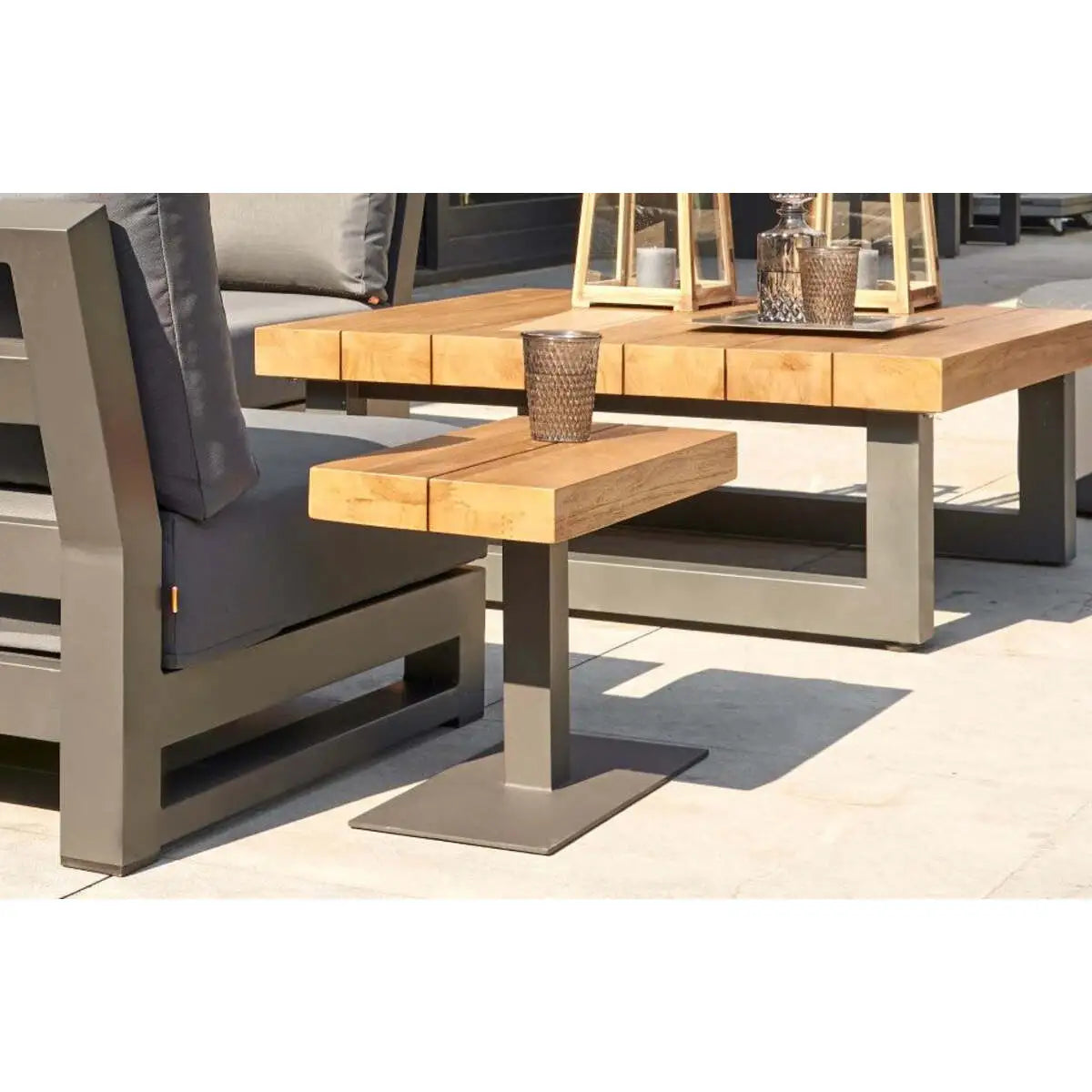 Nevada 55x55x17-inch Teak Coffee Table