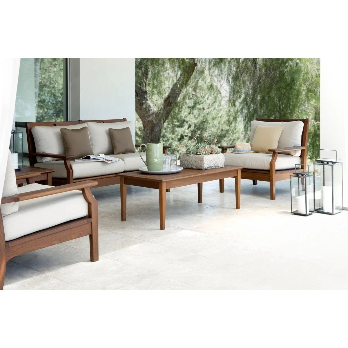 Opal Loveseat