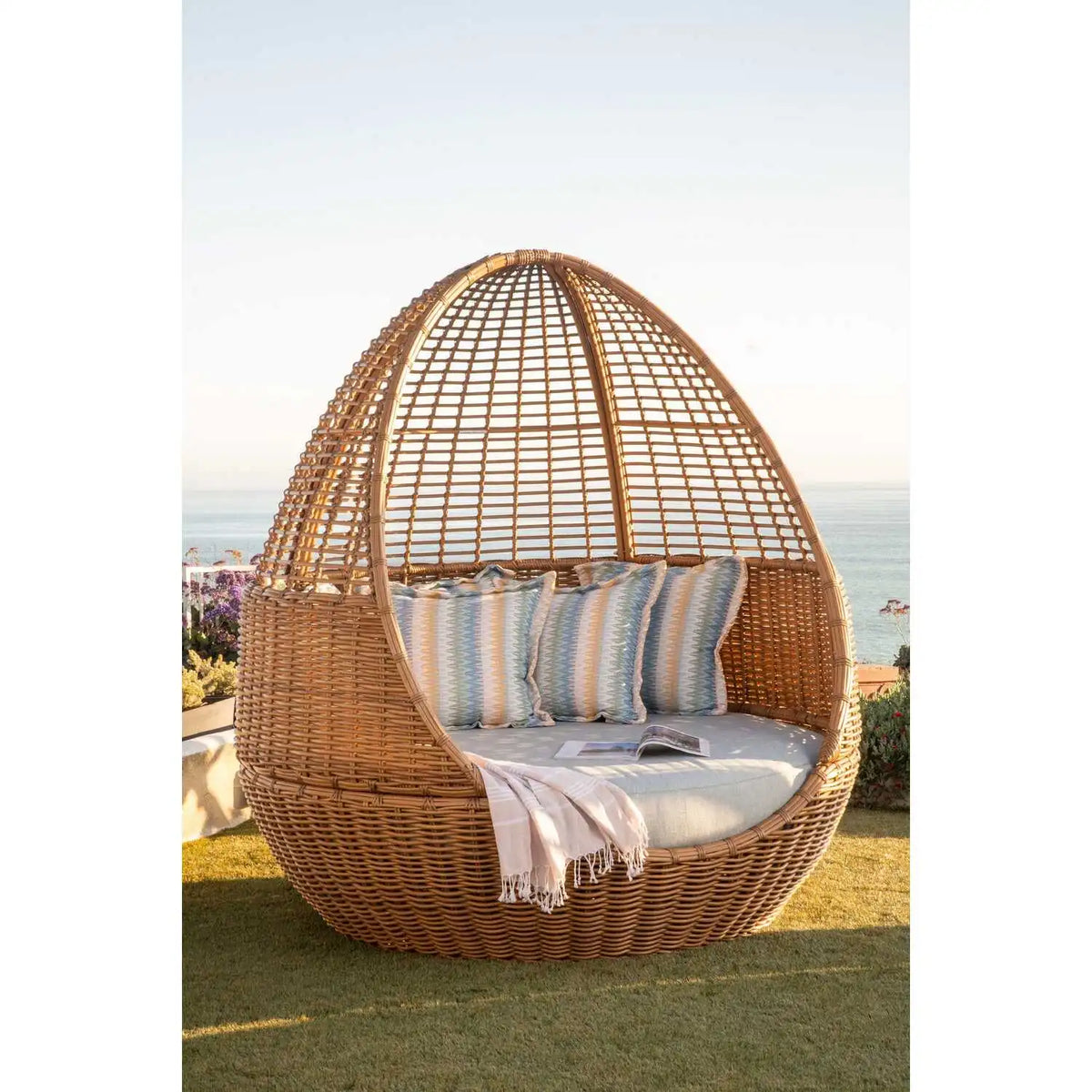 Playa Daybed SW7001-DB by Sunset West 5