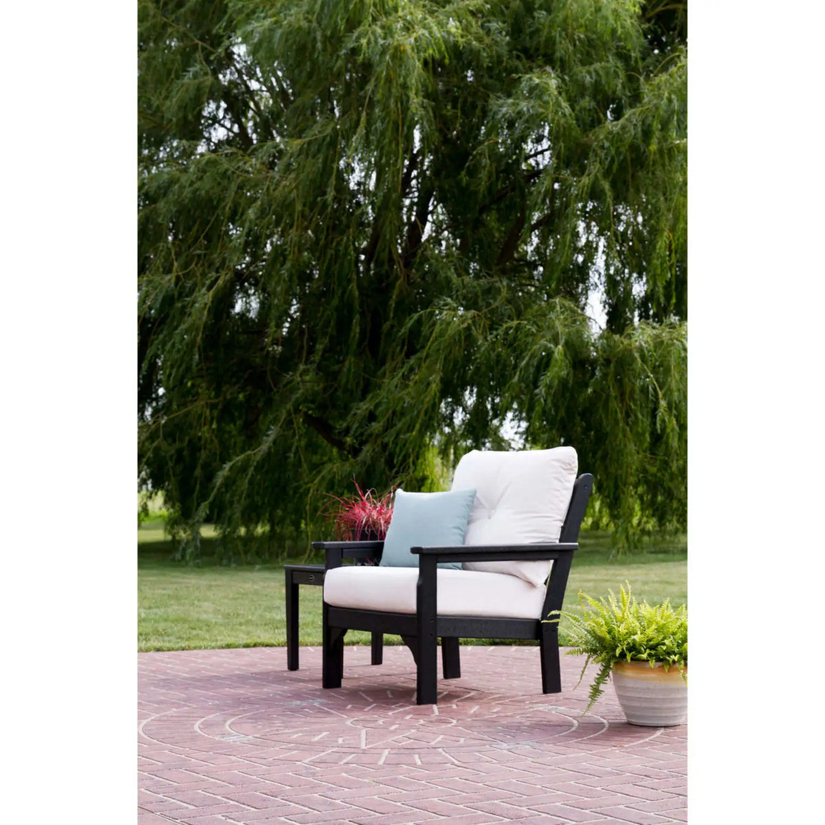 Vineyard Club Chair 22