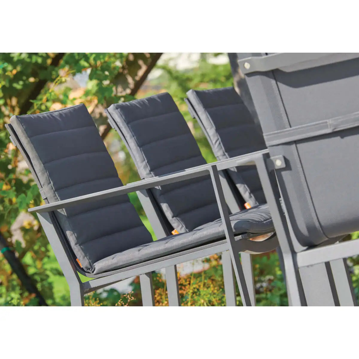 Primavera Stackable Dining Chairs