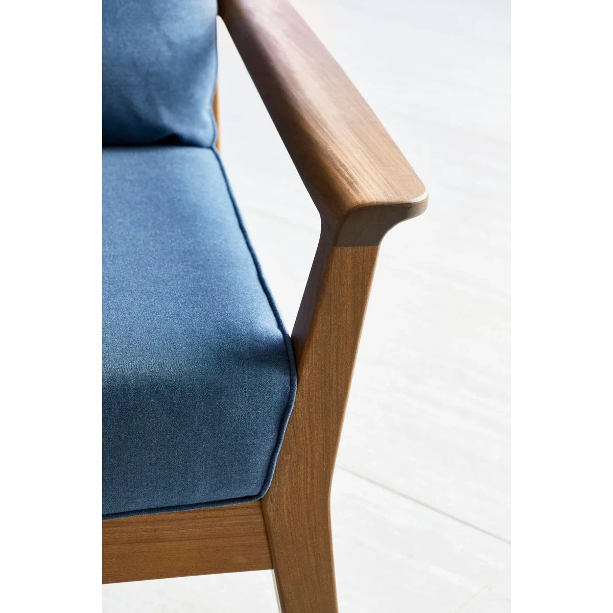 Sky Lounge Chair