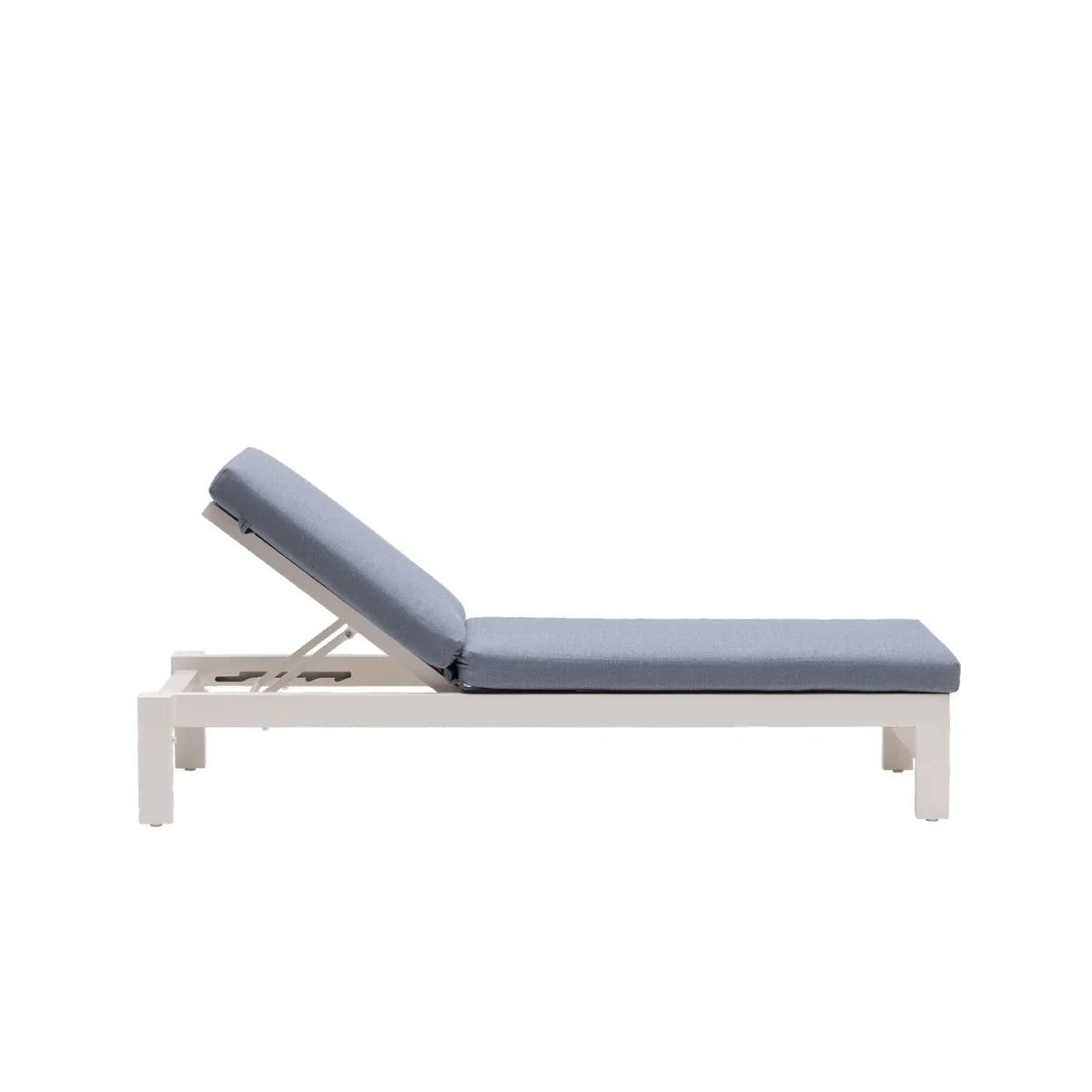 Vienna Adjustable Lounger