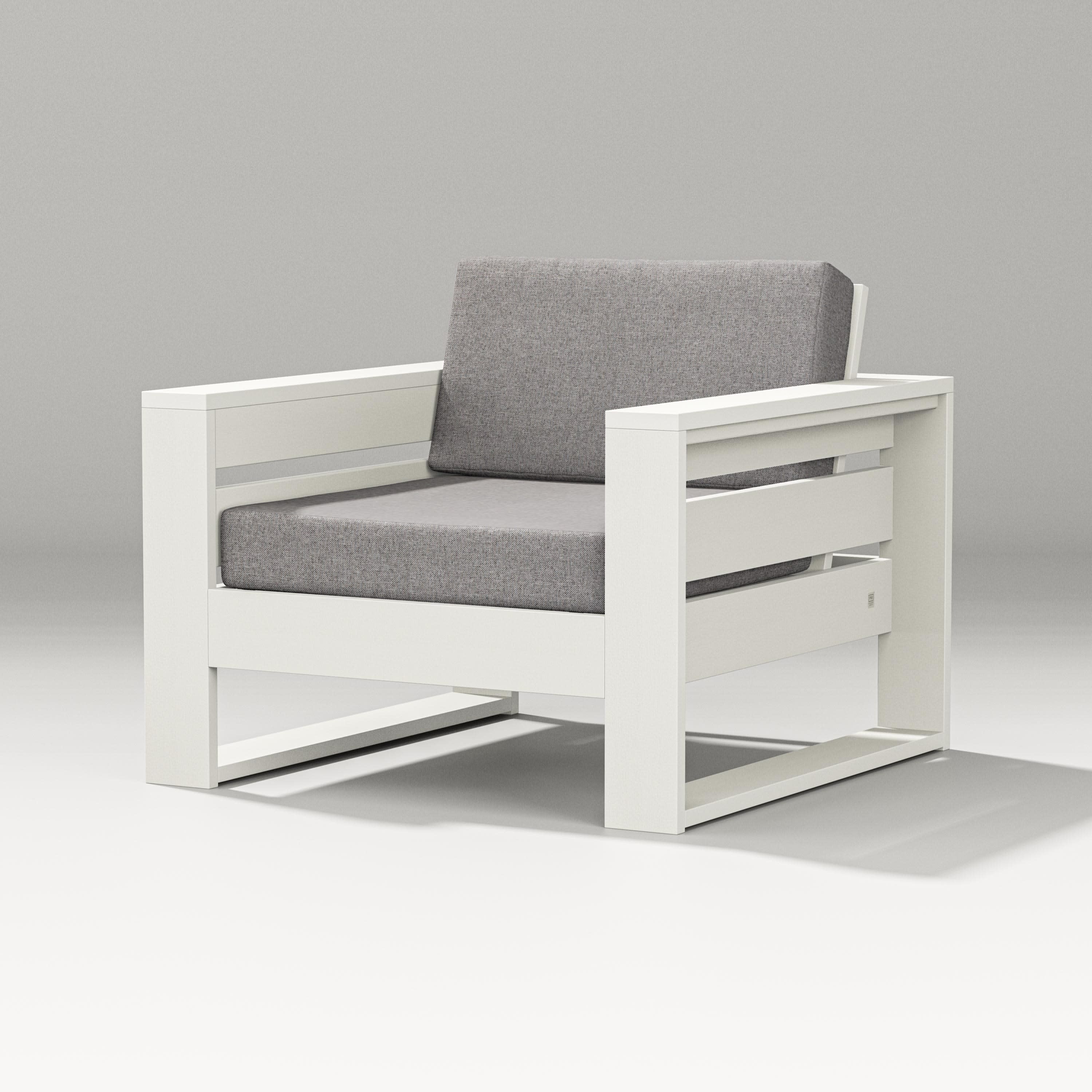 Latitude Lounge Chair with Cushion